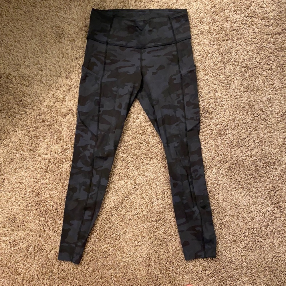 Lululemon Fast n Free “25